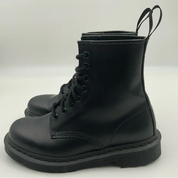 Dr, Marten’s USM/6 1460 Mono Smooth 8-Eyelet Black Leather Combat Boots. - Picture 4 of 10
